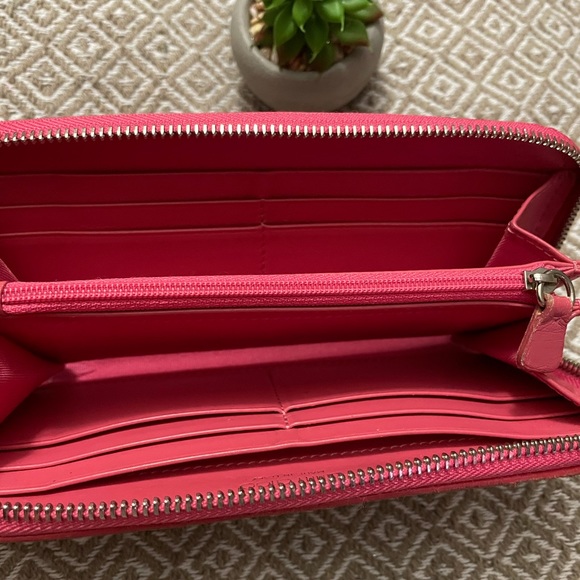 JIMMY CHOO FILIPA LONG ZIPPERED WALLET - Picture 6 of 10